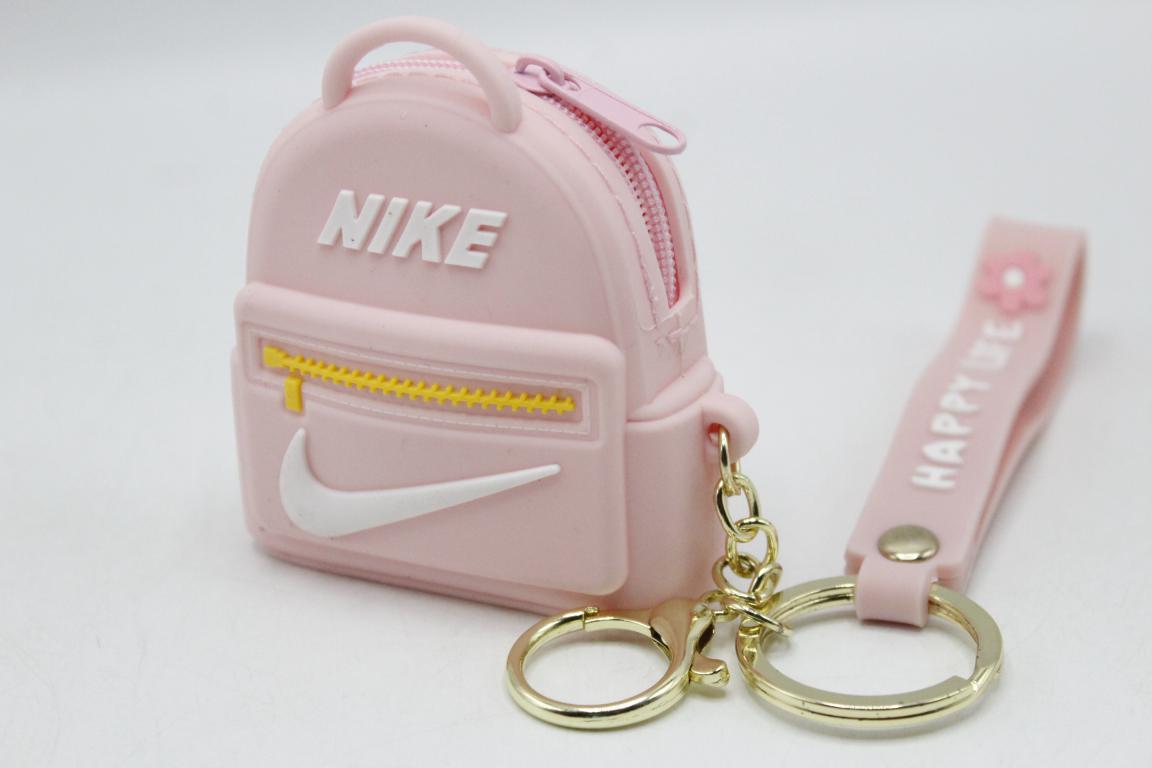 Nike purse with online chain