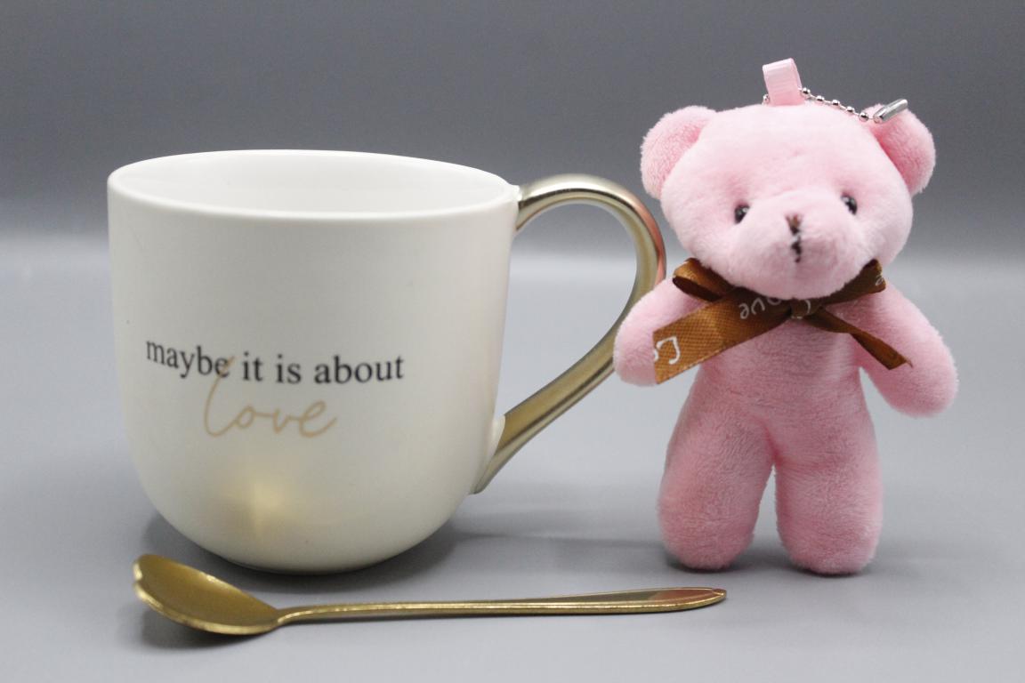 Ceramic Mug With Spoon and Bear Gift Set Pink (G-2)