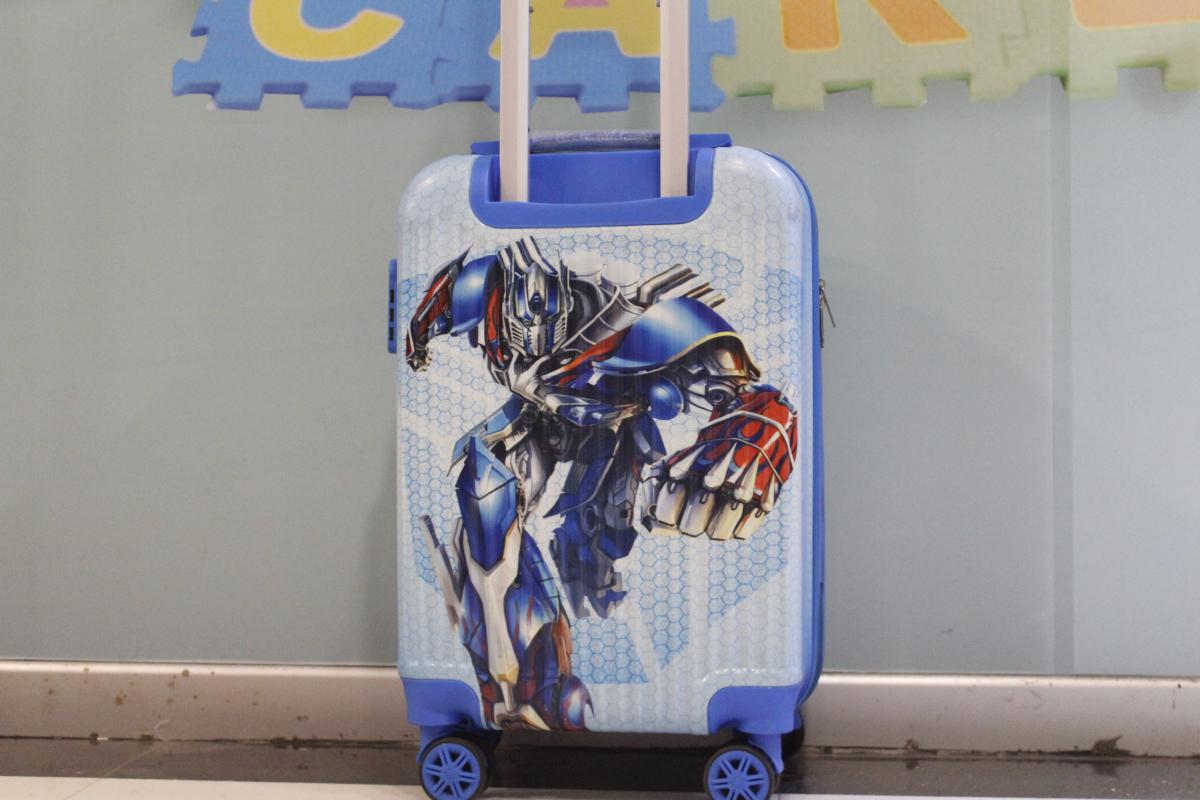 Transformers  4 Wheels Children Kids Luggage Travel Bag / Suitcase 20 Inches For Boys