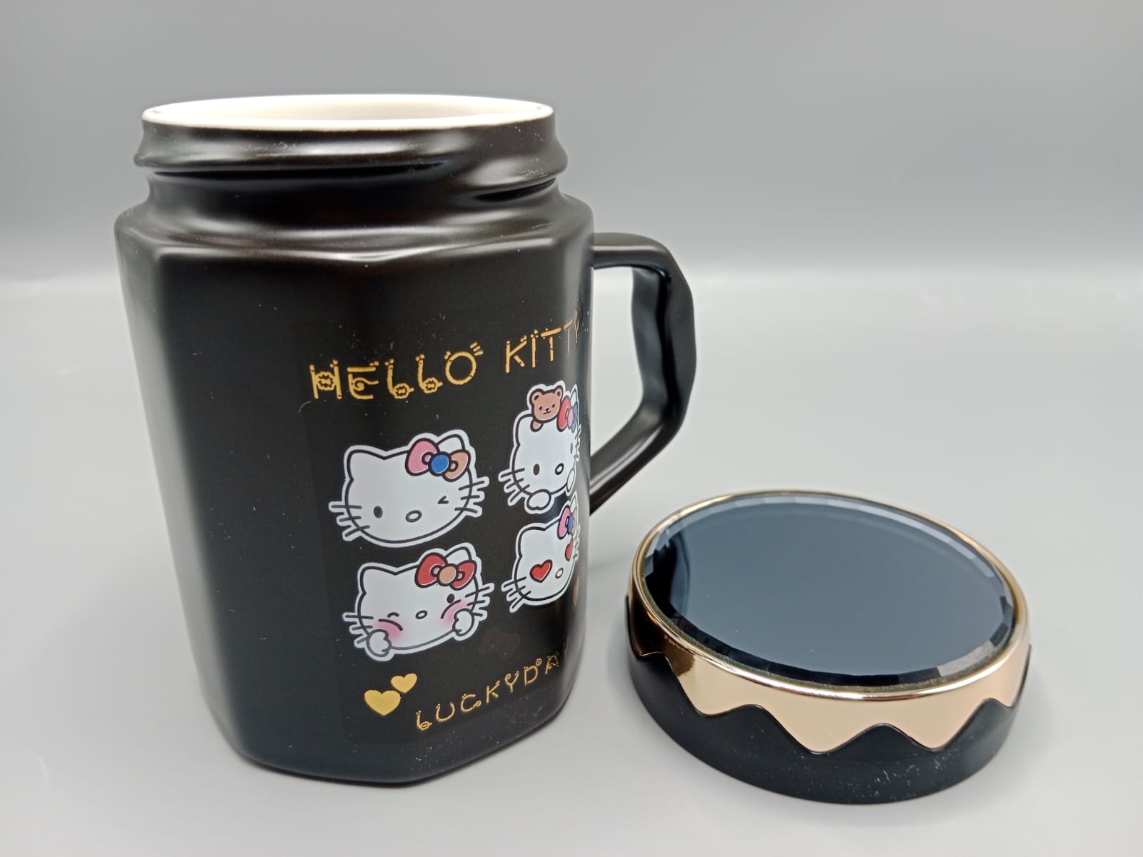Hello Kitty Ceramic Coffee Mug With Mirrored Lid Black (G-29)