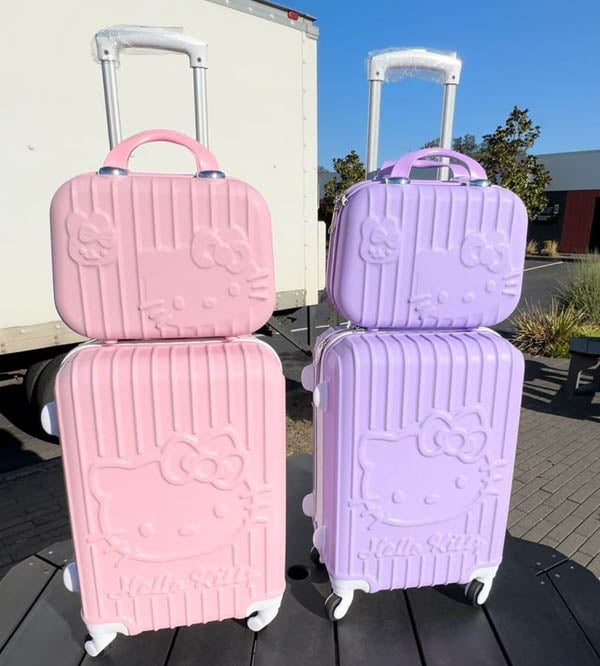 Hello Kitty Hard Shell Luggage Set – Large Rolling Suitcase & Vanity Bag | Pink & Purple