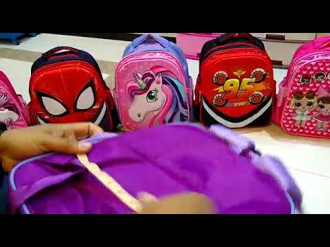 Load and play video in Gallery viewer, Spider Man School Bag Trolley For KG-1 &amp; KG-2 (13020)
