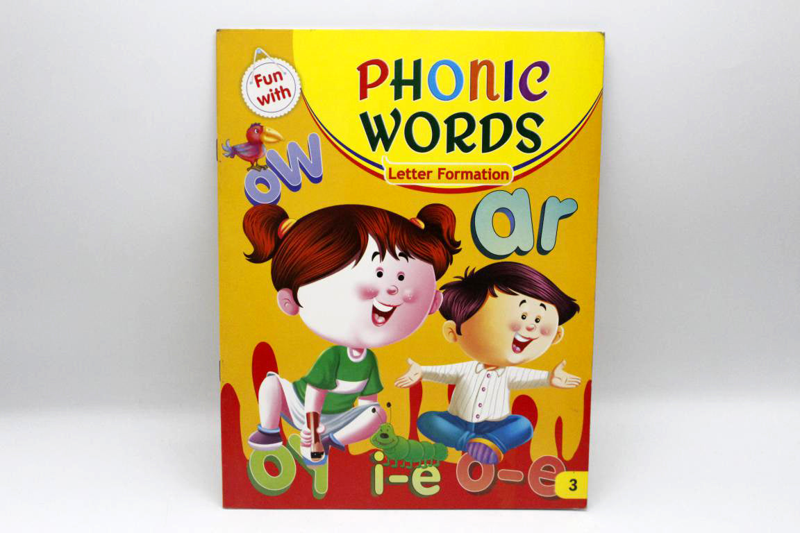 Fun With Phonic Words : Letter Formation Book 3